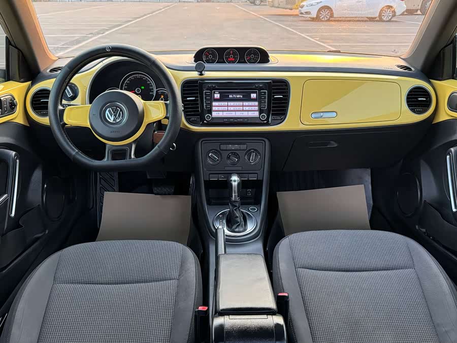 Volkswagen Beetle 2013 immagine di auto #13