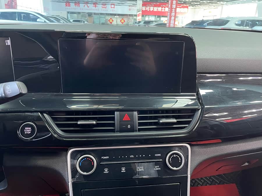 Kia Seltos 2023 imagen de coche #13