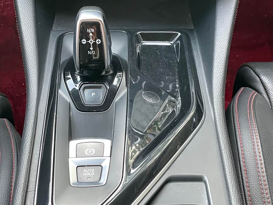 Lynk & Co 02 2019 #13 Lynk & Co 02 2019 car image #13