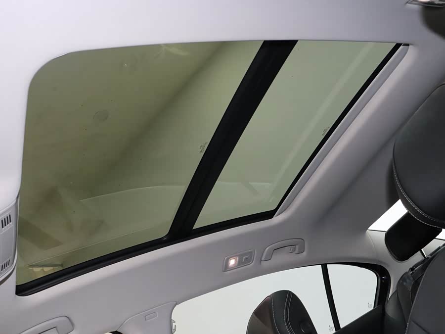 Volkswagen Magotan 2025 immagine di auto #13