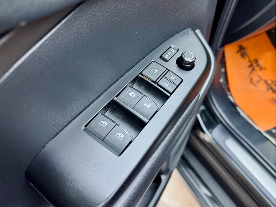 Toyota Highlander 2020 car image #13