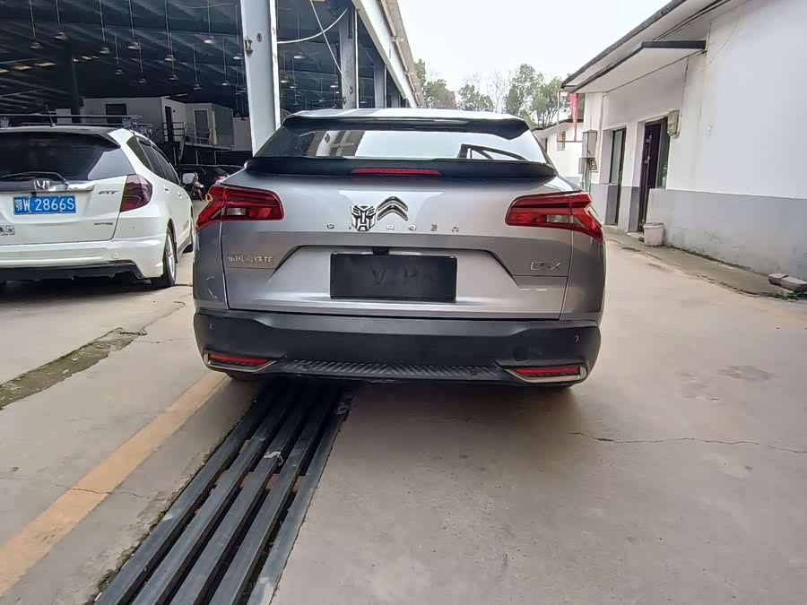 Citroen C5 X 2024 car image #13