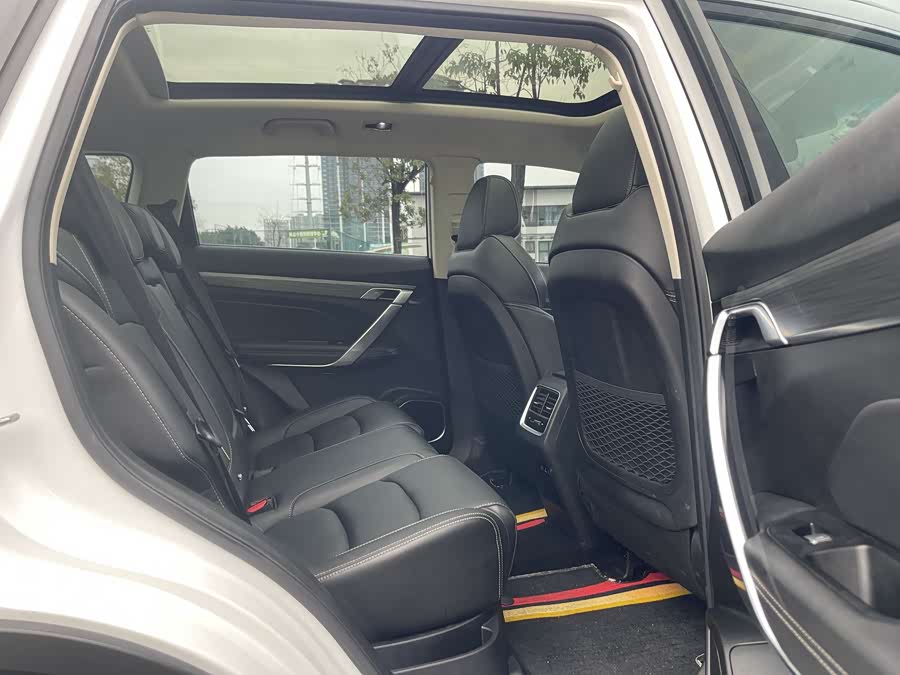 GEELY Boyue 2020 image de voiture #13