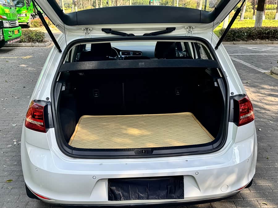 Volkswagen Golf 2017 #13 Volkswagen Golf 2017 car image #13