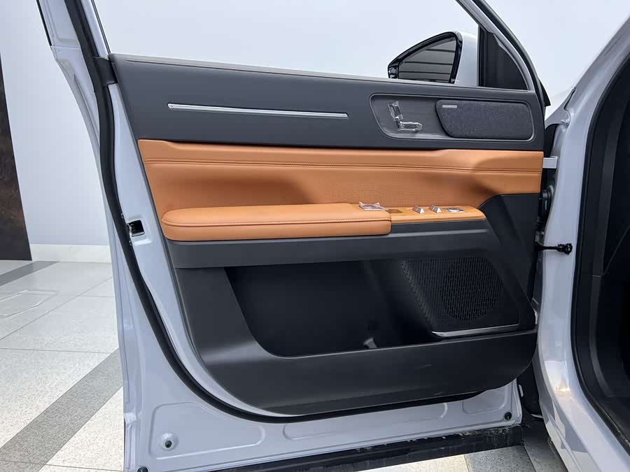 Jetour X70L 2025 image de voiture #13