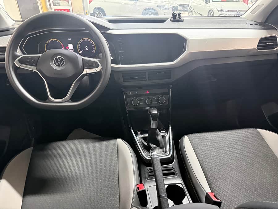 Volkswagen Tacqua 2023 car image #13