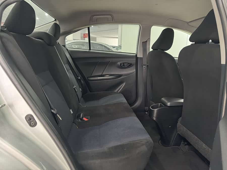 Toyota Yaris L Zhixiang 2018 immagine di auto #13