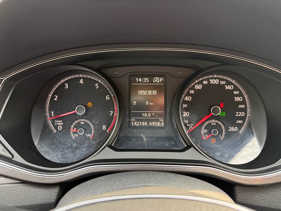 Volkswagen Passat 2018 #13 Volkswagen Passat 2018 car image #13