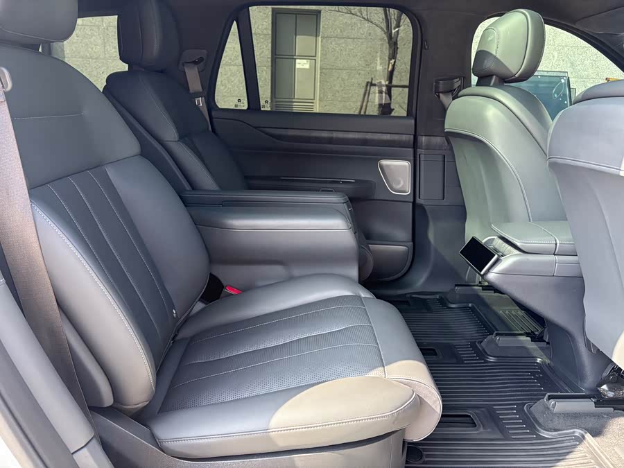 蔚来 蔚来ES8 2023 汽车图片 #13