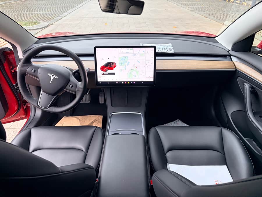 Tesla Model 3 2023 immagine di auto #13