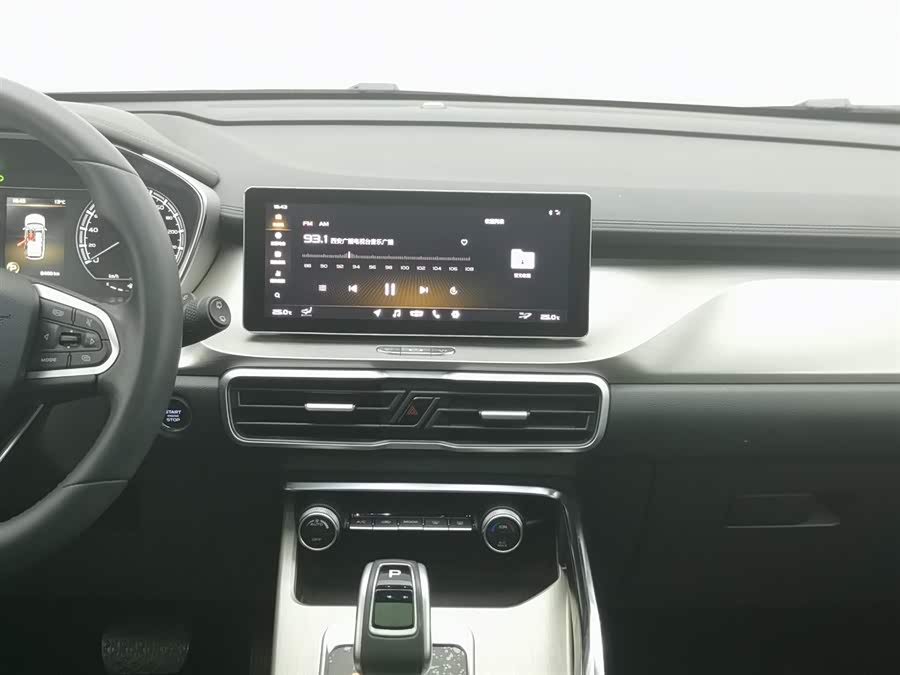 GEELY Coolray 2018 car image #13