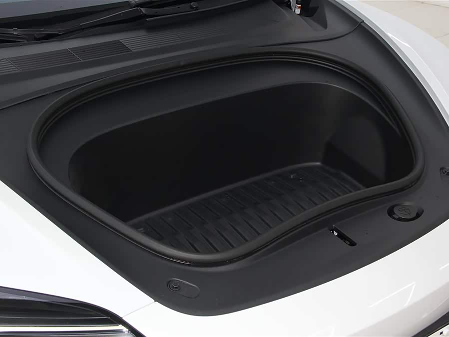 特斯拉 Model 3 2025 汽车图片 #13
