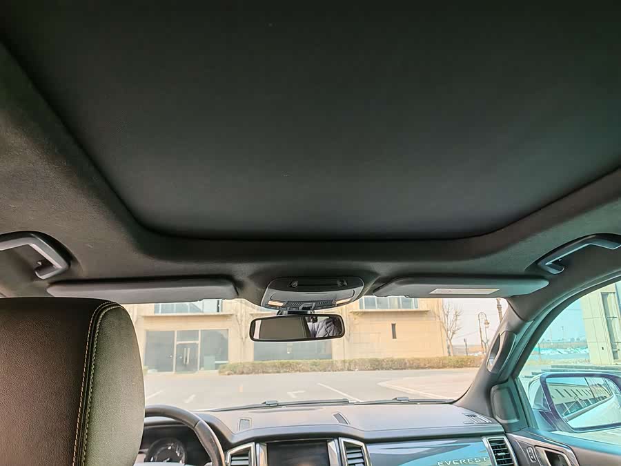 Ford Everest 2018 car image #13