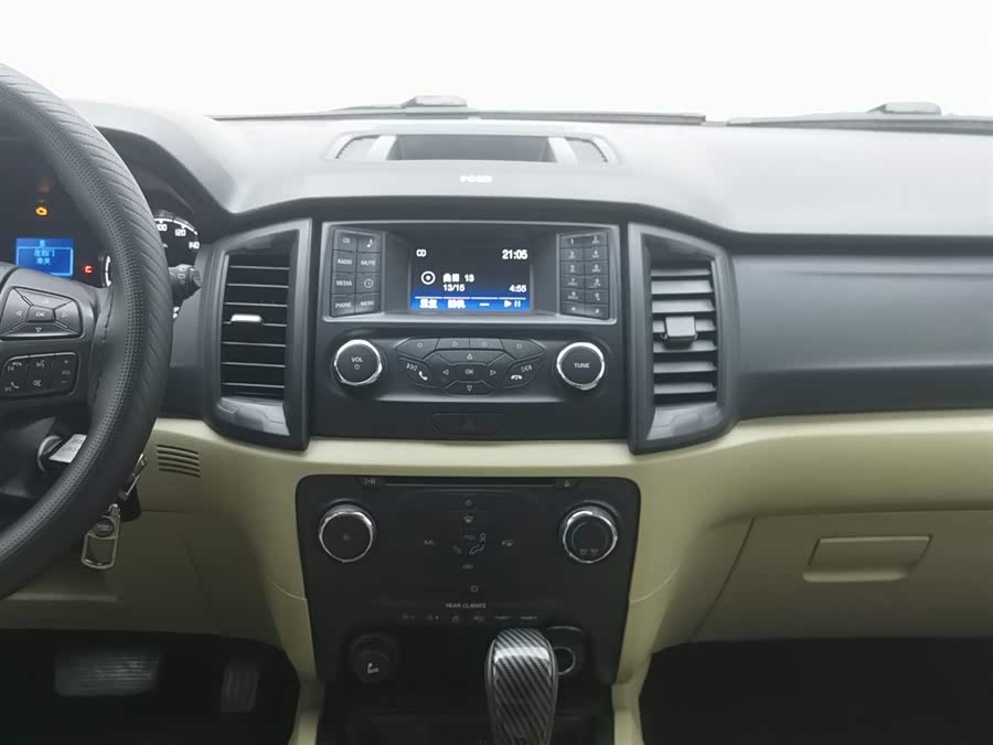 Ford Everest 2018 car image #13