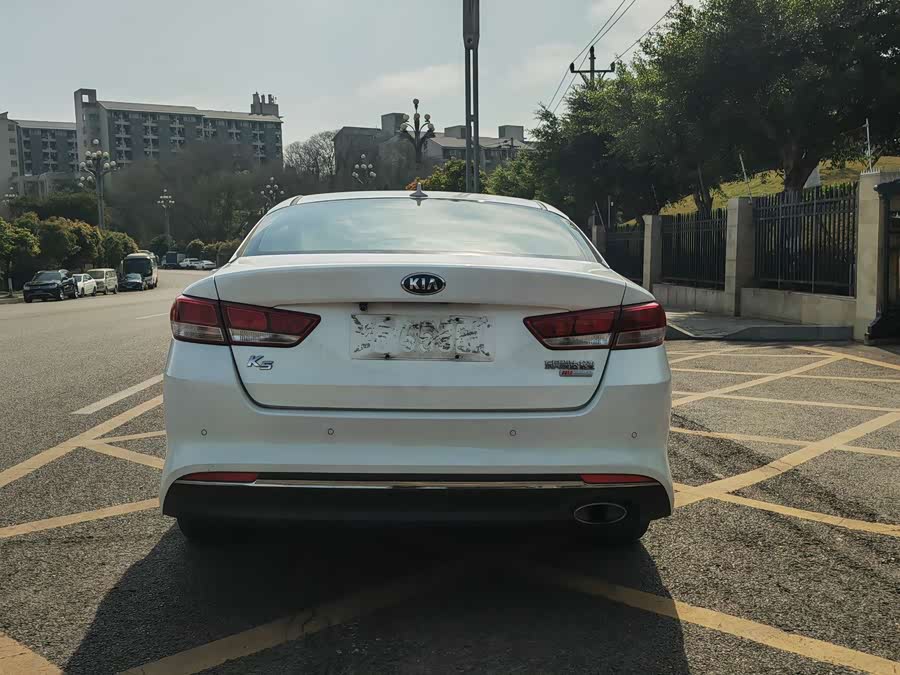 起亚 起亚K5 2017 汽车图片 #13