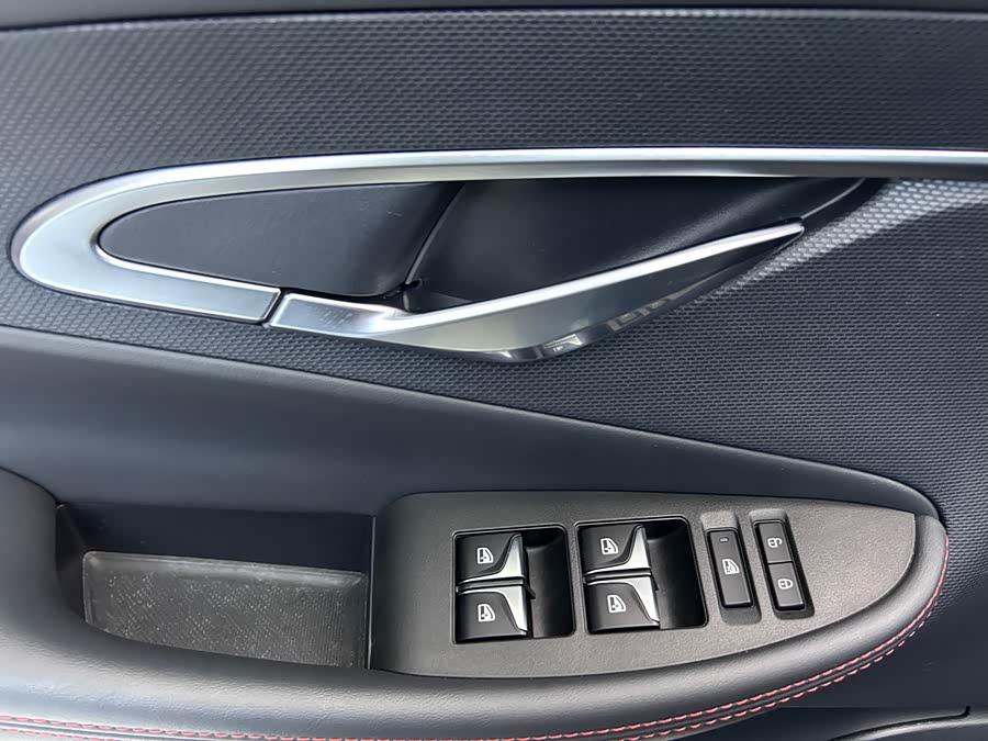 Changan UNI-T 2020 car image #13