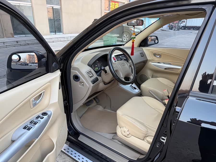 Hyundai Tucson 2014 immagine di auto #13