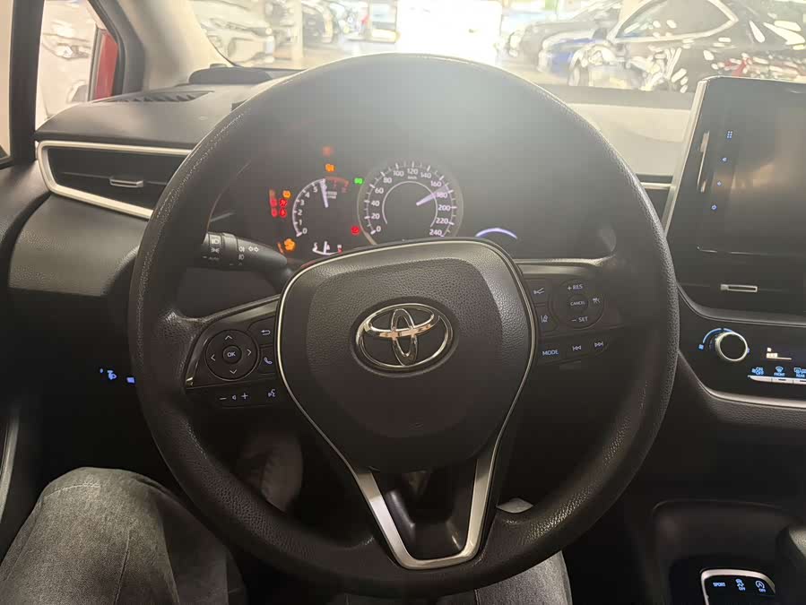 Toyota Corolla 2019 car image #13