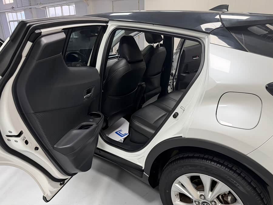 Toyota Izoa 2021 car image #13