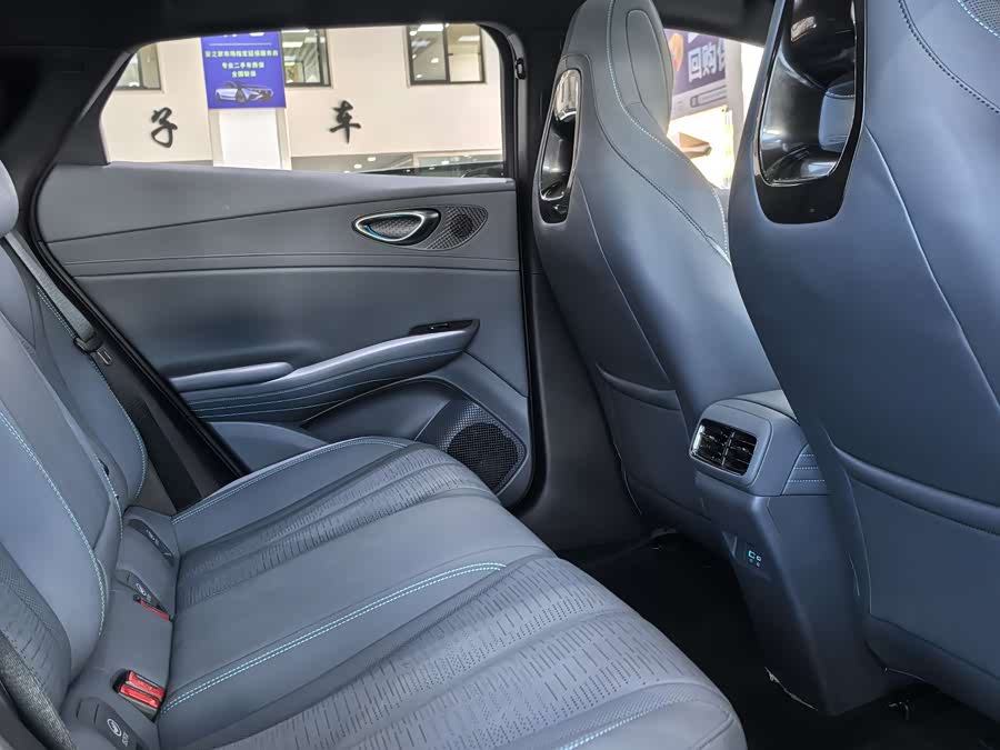 BYD Seal 06GT 2025 immagine di auto #13