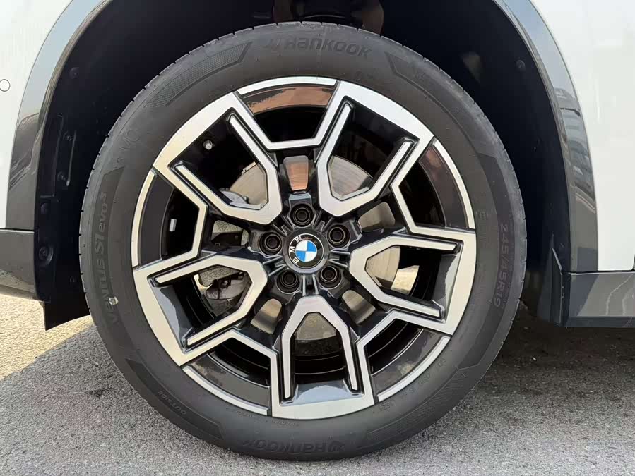 BMW X1 2024 car image #13
