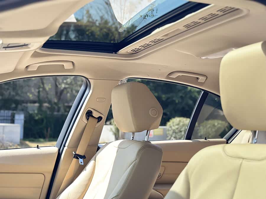 BMW 3 Series (Imported) 2012 immagine di auto #13