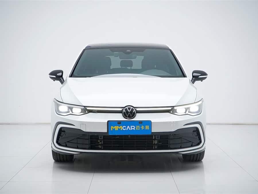 Volkswagen Golf 2022 car image #13