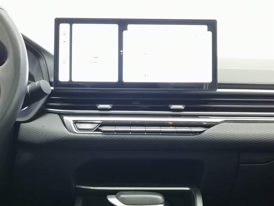 GEELY Emgrand 2023 car image #13