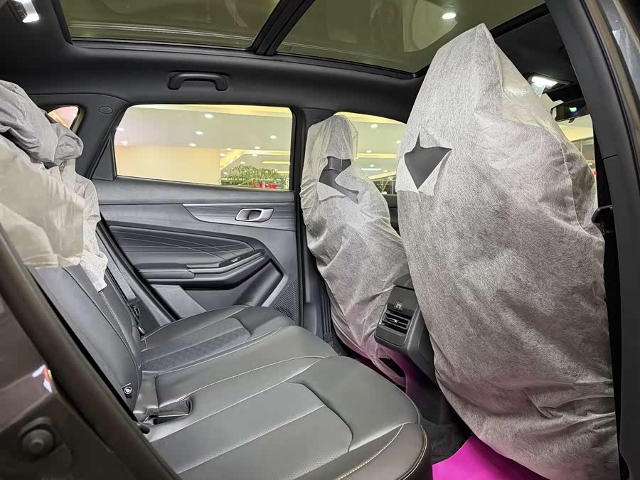 Changan CS55PLUS PHEV 2026 immagine di auto #13