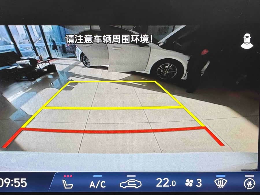 Hyundai Elantra 2021 immagine di auto #13