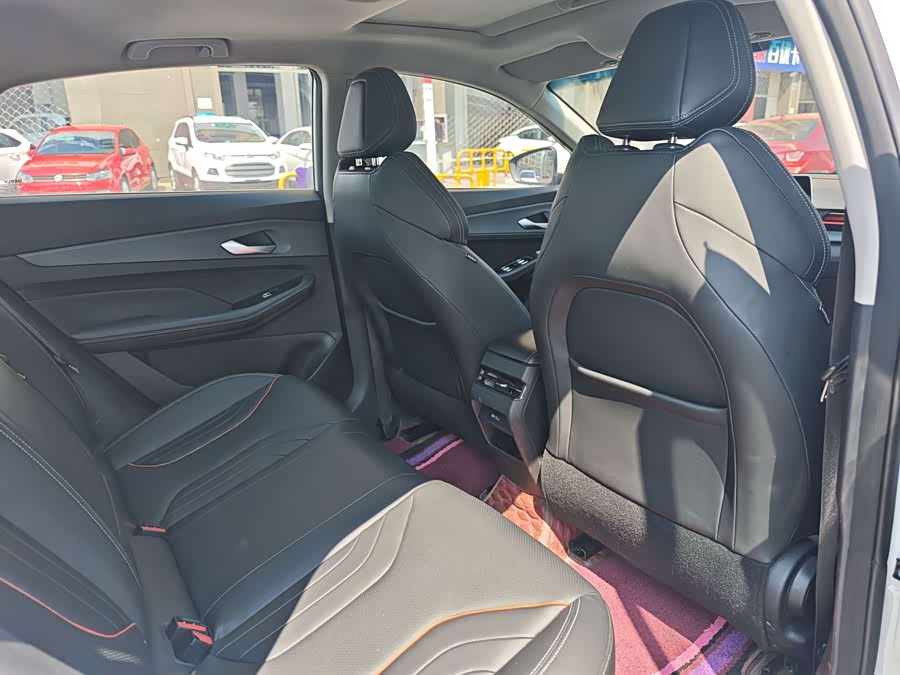 GEELY Binray 2022 immagine di auto #13