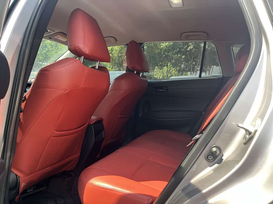 Toyota Corolla Cross 2024 immagine di auto #13