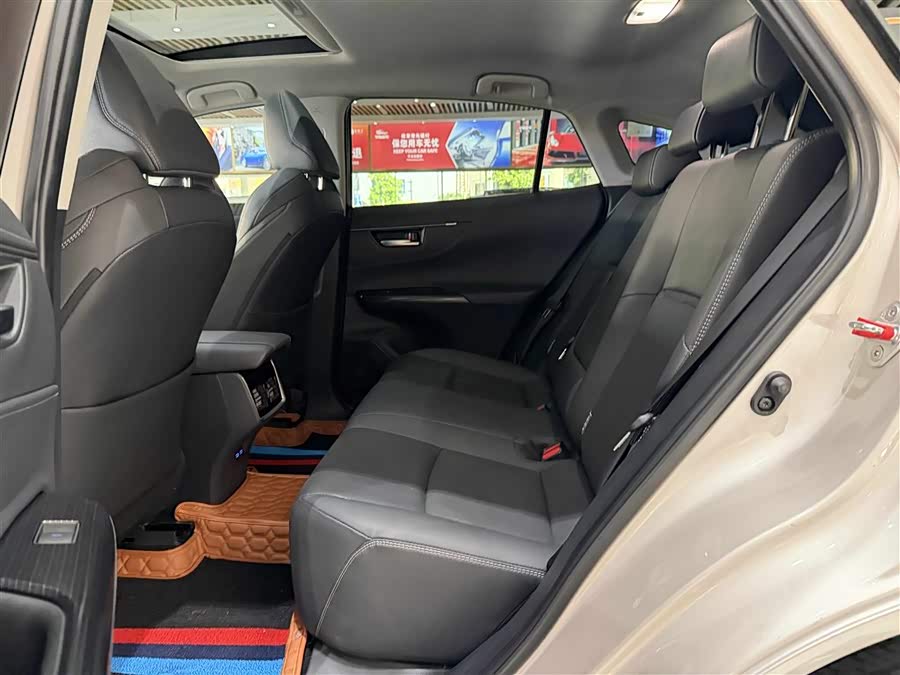 Toyota Venza 2022 car image #13