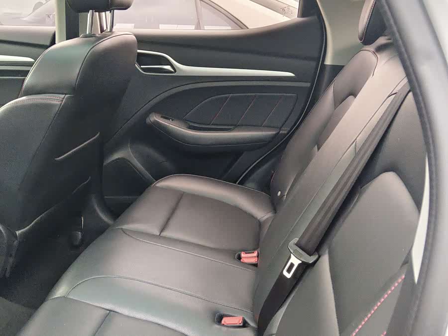 MG ZS 2017 #13 MG ZS 2017 car image #13
