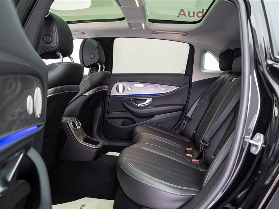 Mercedes-Benz E Class 2023 car image #13