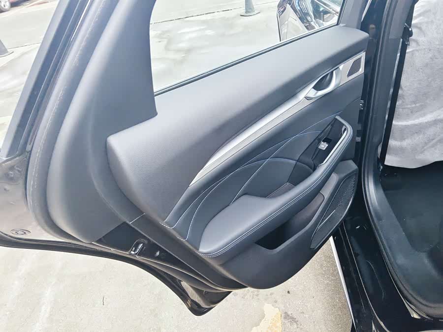 GEELY Preface 2026 image de voiture #13