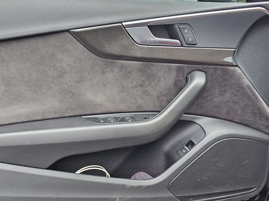 Audi S4 2019 imagem de carro #13