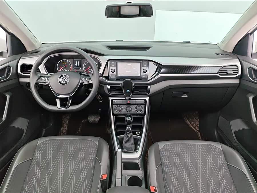 Volkswagen T-Cross 2019 car image #13