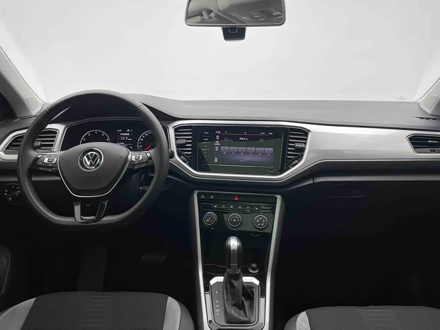 Volkswagen T-Roc 2021 car image #13