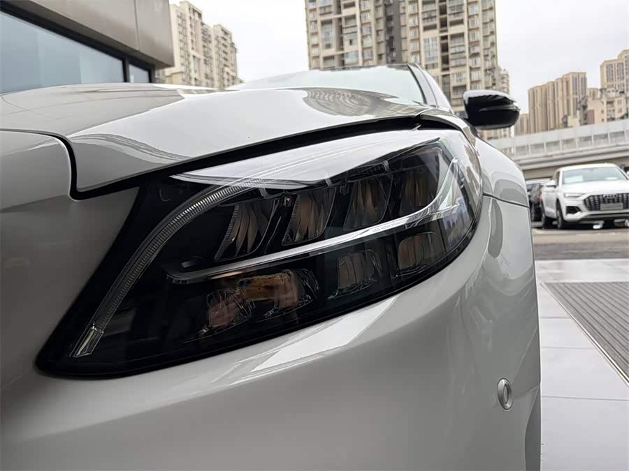 Mercedes-Benz C Class 2020 car image #13