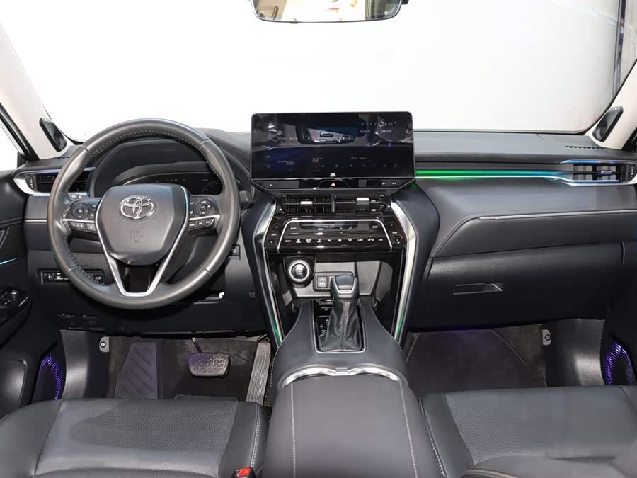 Toyota Venza 2023 car image #13