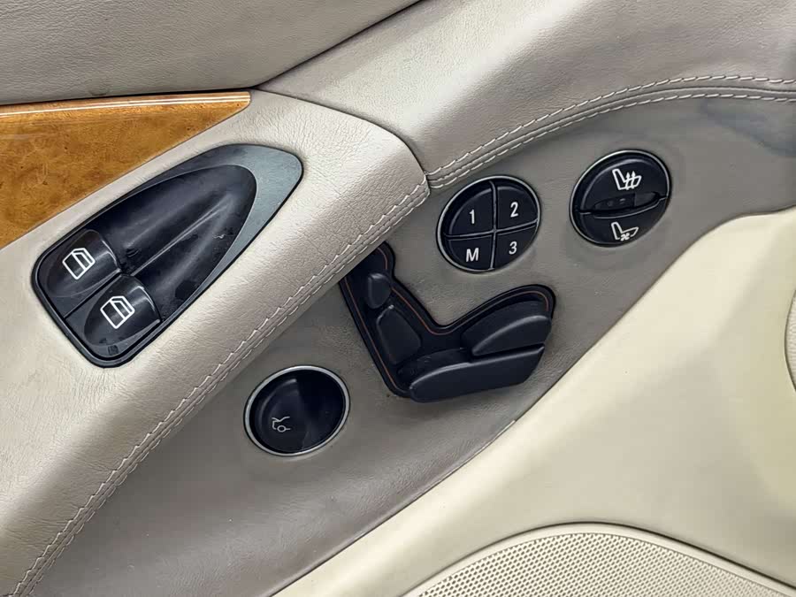 Mercedes-Benz 2006 car image #13