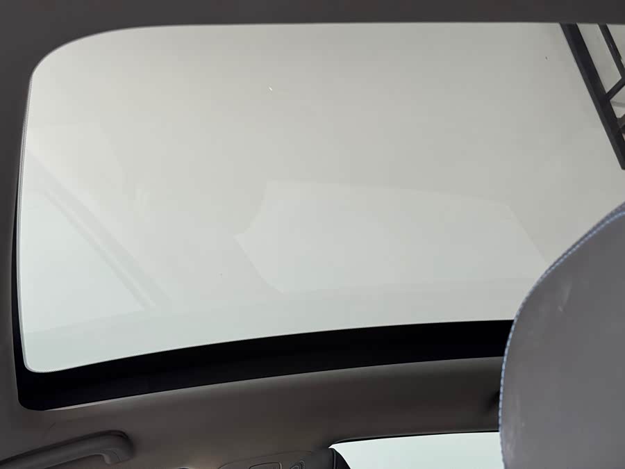 GEELY Emgrand GSe 2018 immagine di auto #13