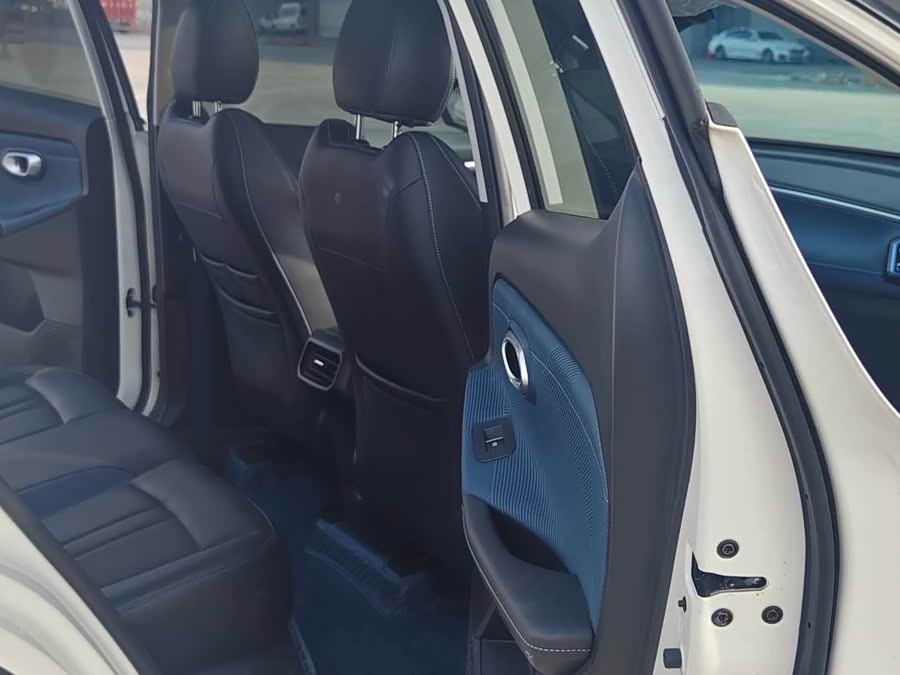 GAC Trumpchi GS3 2023 car image #13