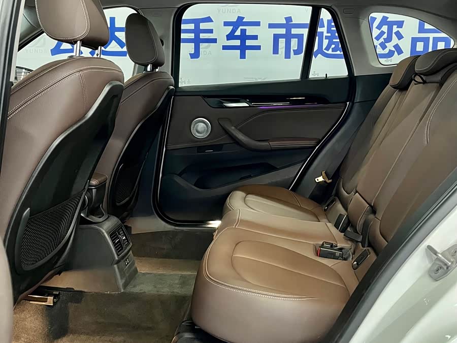 BMW X1 2020 car image #13