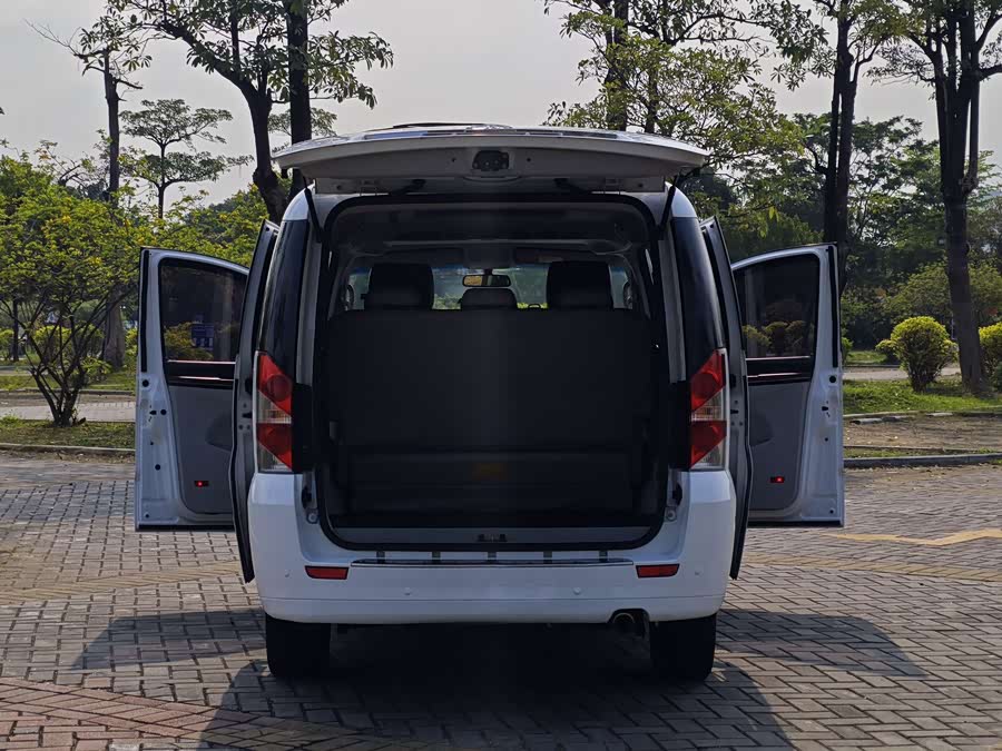 JAC 2017 imagem de carro #13