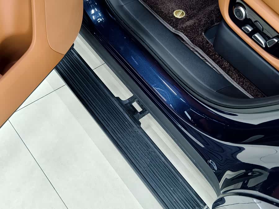 Deepal S09 2025 car image #13