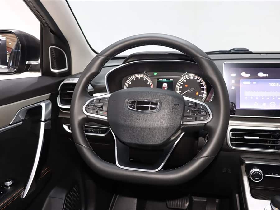 GEELY Coolray 2024 car image #13