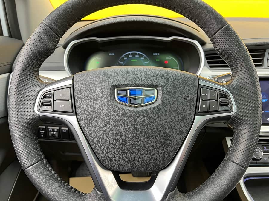GEELY Emgrand GSe 2018 car image #13