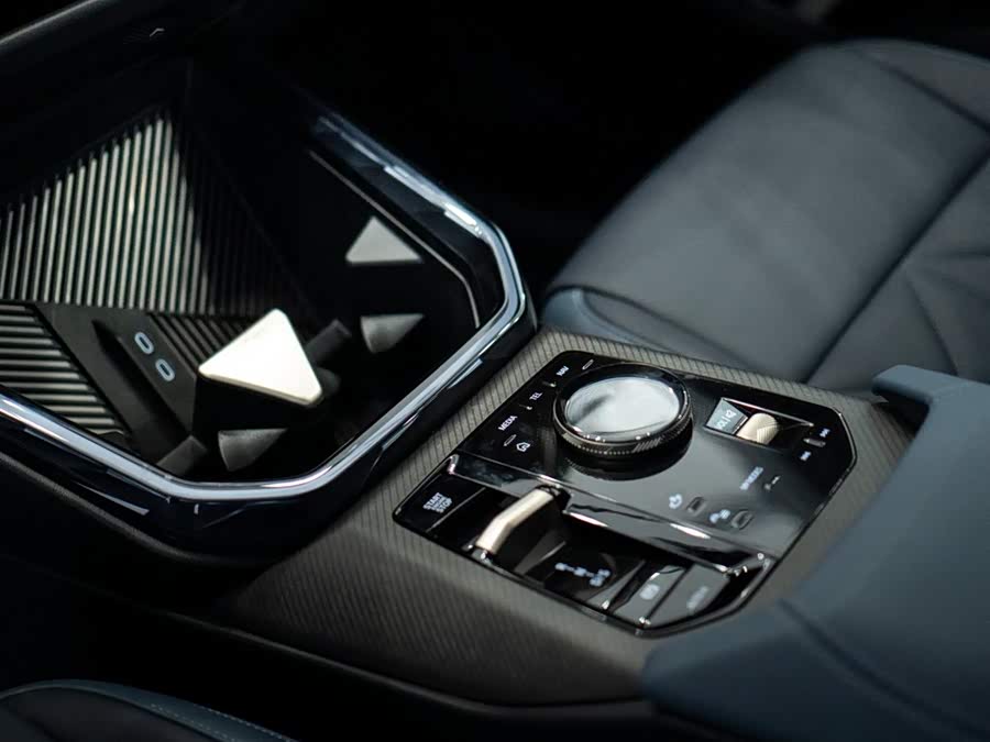 BMW X3 2026 immagine di auto #13